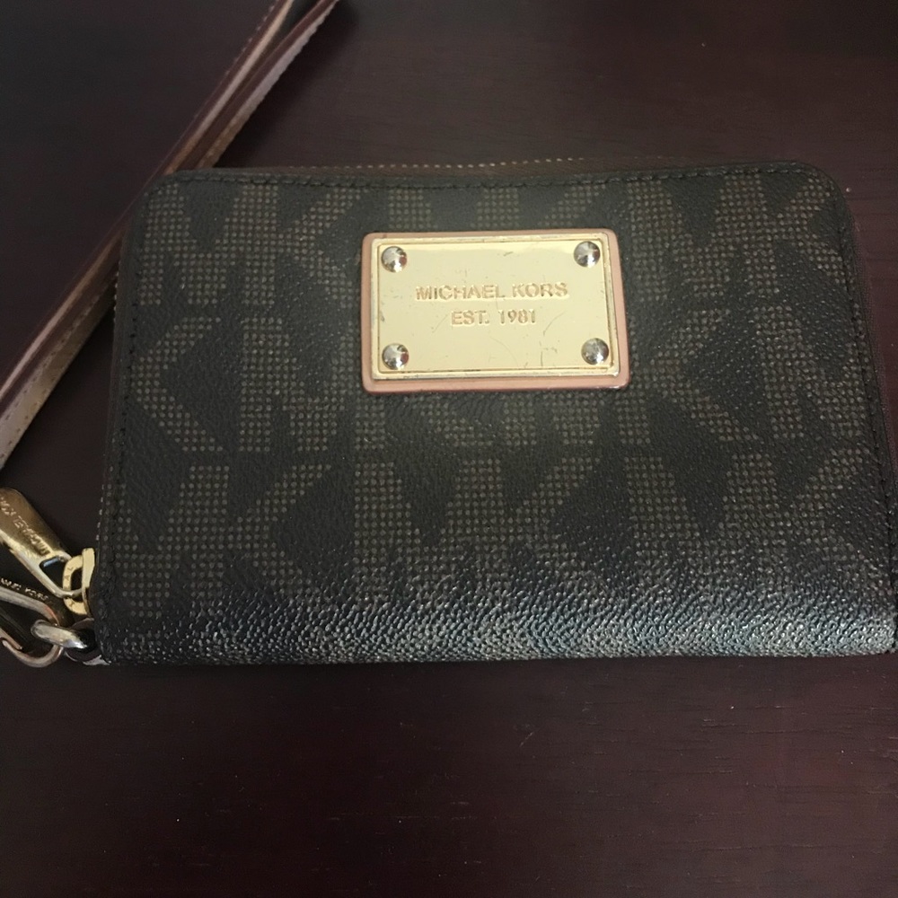 Michael Kors Brown logo wallet